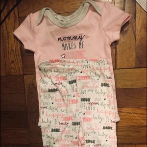 NWOT Mommy makes me Smile outfit with shoes 18 mon